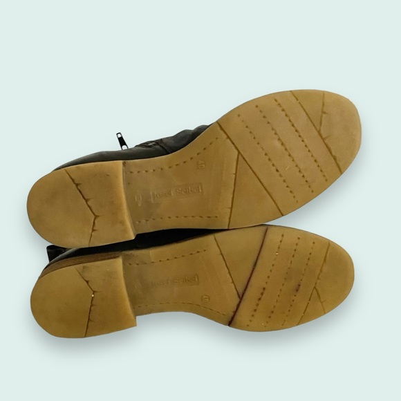 Josef Siebel Black Leather Ruched Ankle Chelsea Boots Booties SZ 40/ US 9 - Picture 11 of 13